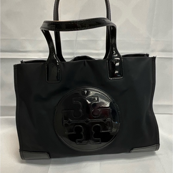 Tory Burch Handbags - Tory Burch black handbag